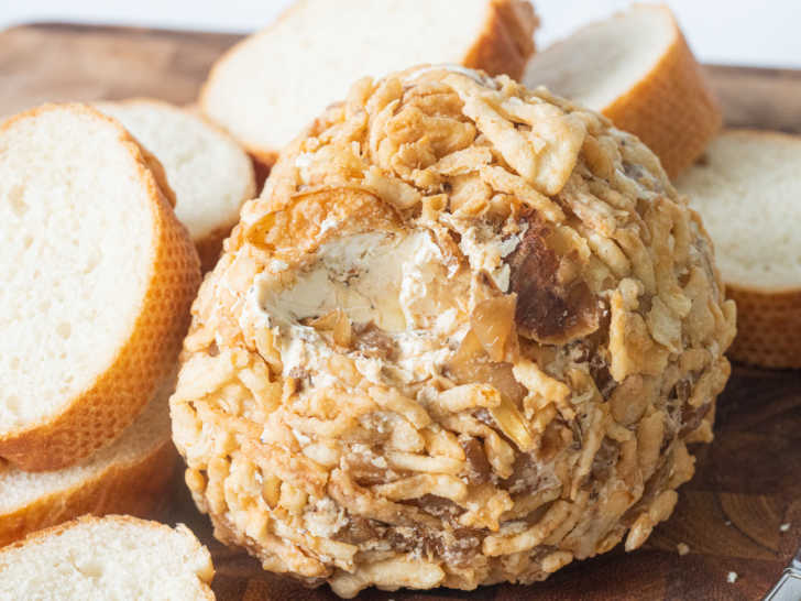 French onion cheese ball