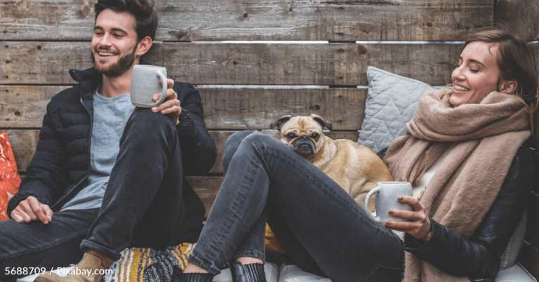 Researchers Are Saying There Could Be A Link Between Our Happiness And Being Kind To Others