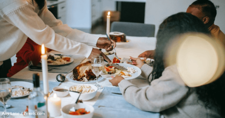 Dad In The Bronx Gives Away Free Thanksgiving Dinners Every Year