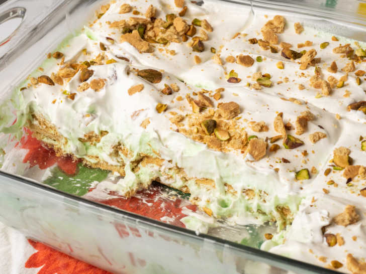 Pistachio Pudding Icebox Cake | 12 Tomatoes