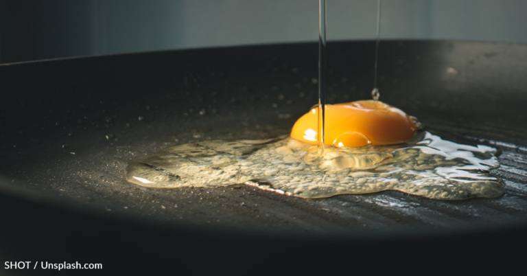 Home Chef Shares Tips To Cook An Egg Perfectly Every Time