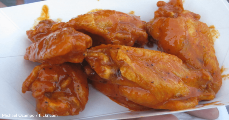 Girl Shares “Life Changing” Way To Eat Chicken Wings On TikTok