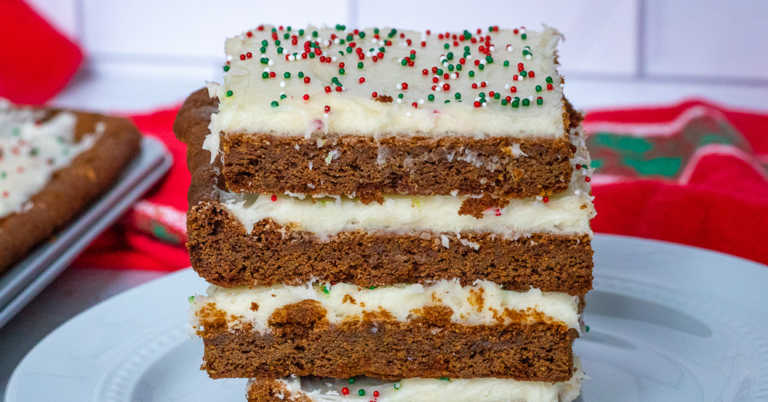 Gingerbread Cookie Bars