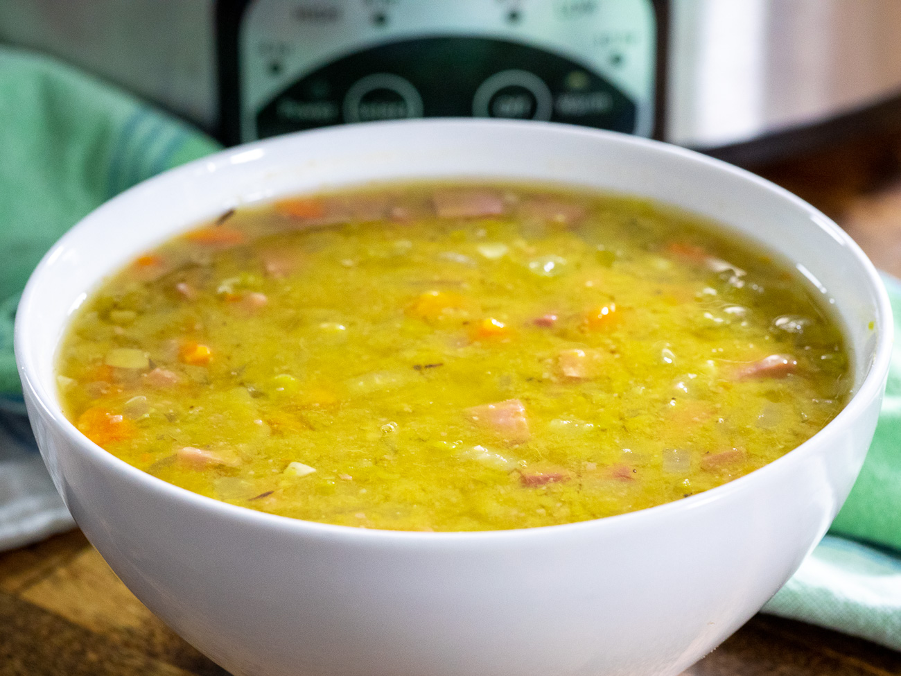 Slow Cooker Split Pea Soup Recipe — Eatwell101