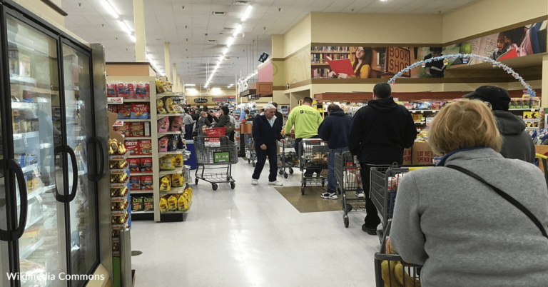 How To Skip Long Lines While Holiday Shopping