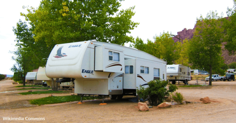 5 Family Members Live In This Little Camper But Wait Till You See The Inside