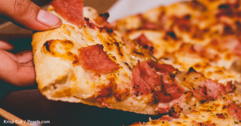 Former SpaceX Engineers Create Automated Pizza Delivery Service