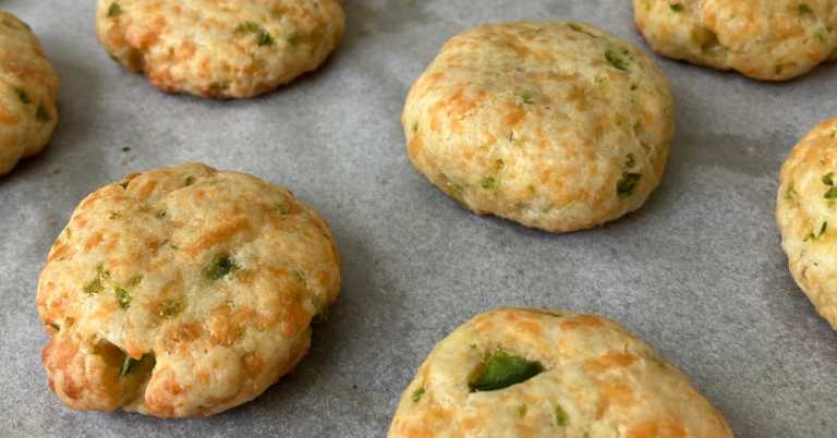 Cheesy Jalapeño Shortbread