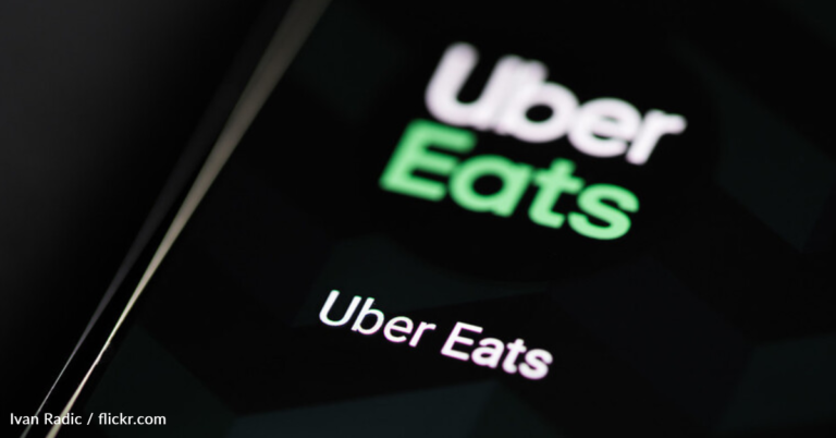 Uber Eats Driver Goes Viral For Going Above And Beyond When He Thought No One Was Watching