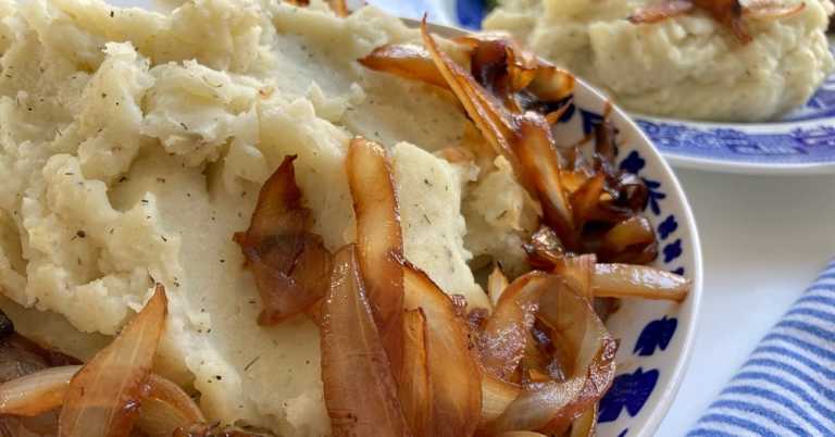 German “Heaven and Earth” Potatoes