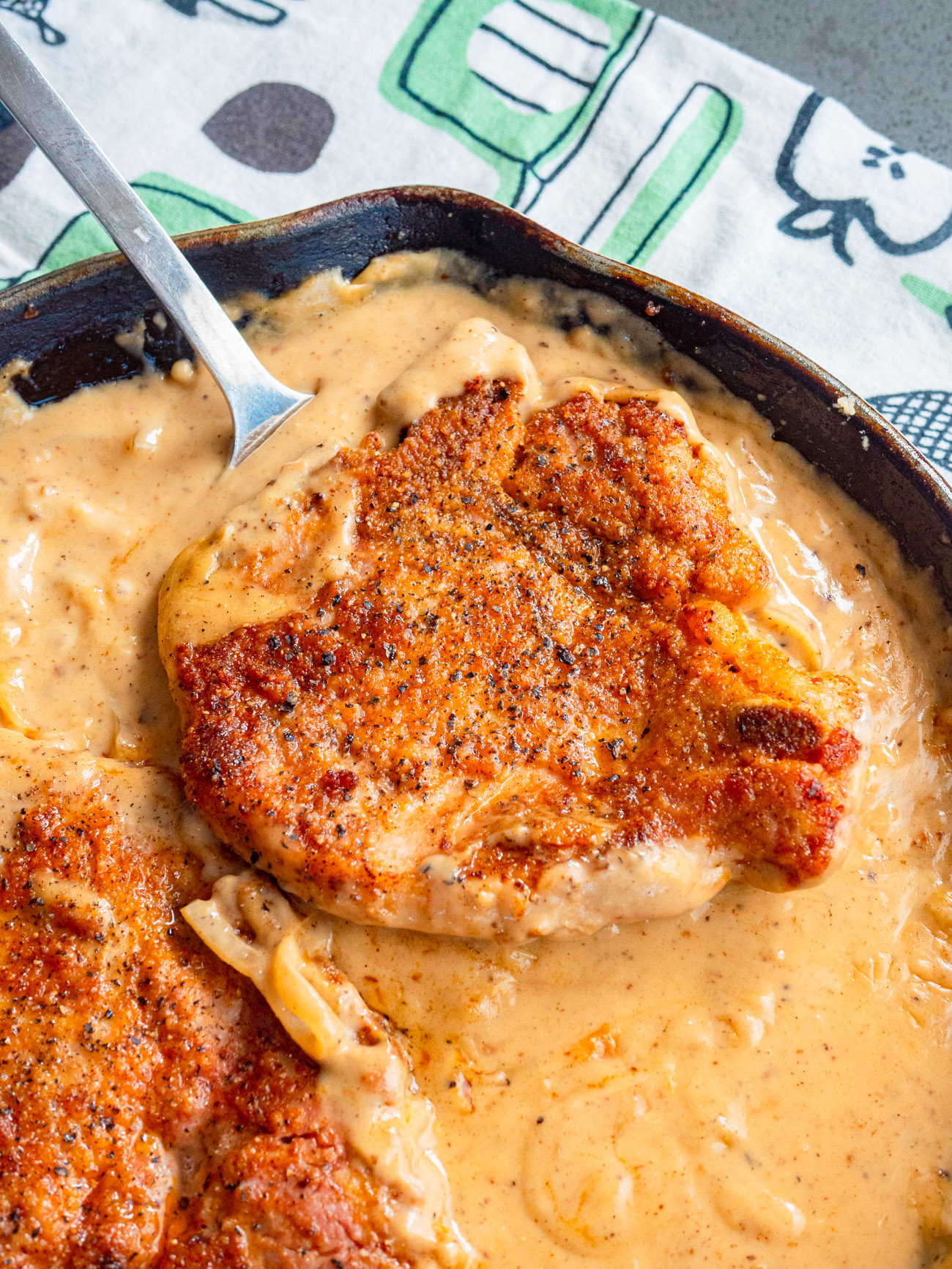 Southern Smothered Pork Chops Recipe - Grandbaby Cakes