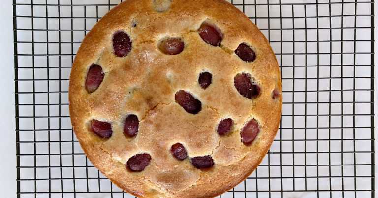 Italian Grape Cake