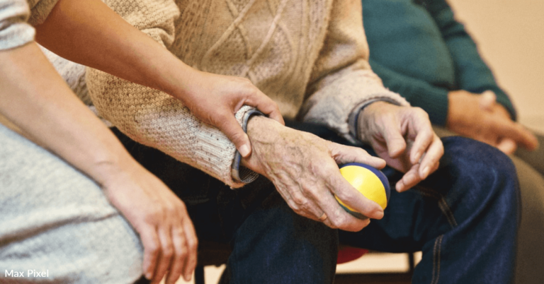 Newly Widowed Father Breaks Down To His House Being Paid Off For Christmas