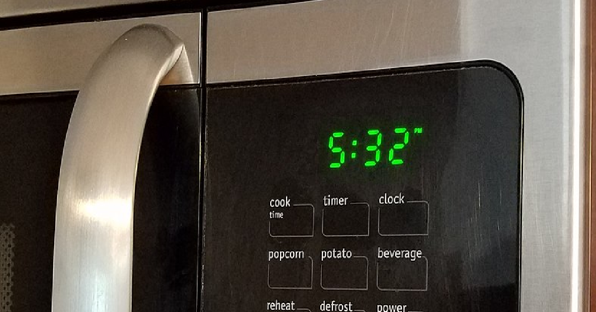 Microwave clock