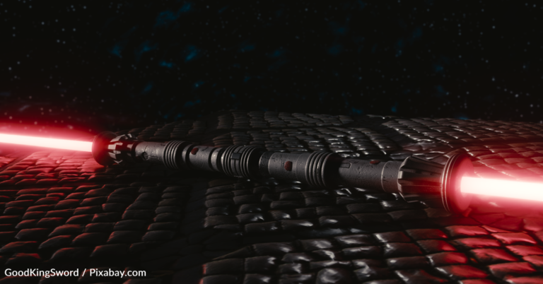 YouTuber Makes The Guinness World Records With A Retractable Lightsaber