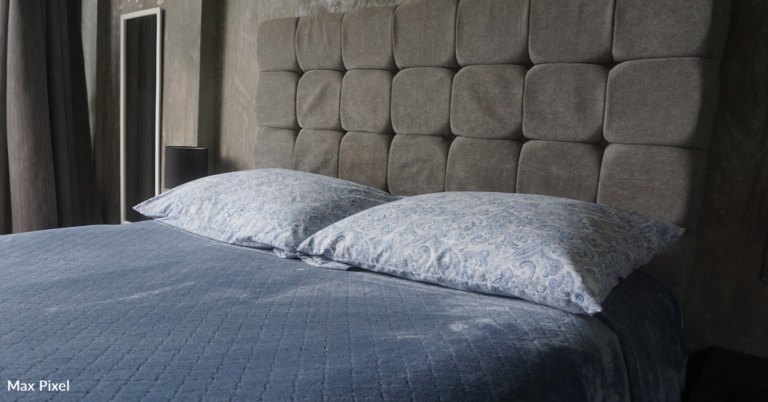 Woman Documents Her Husband Making His Bed For The First Time In 45 Years