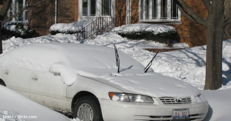 Why You Shouldn’t Leave Windshield Wipers Up During A Snowstorm