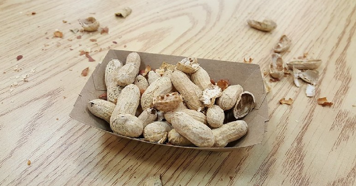 Why Five Guys Offers Free Peanuts To Its Customers 12 Tomatoes