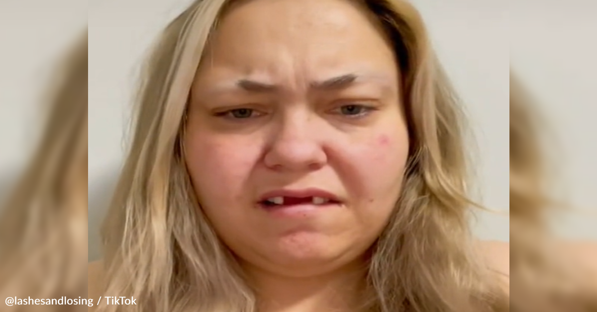 Woman Goes Viral For Stunning “Catfish” Makeup Transformation 12 Tomatoes