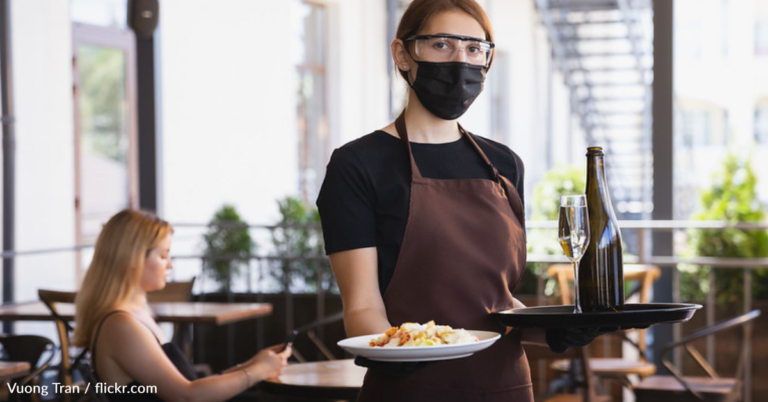 Restaurant Bans Tips And Offers Full Benefits And Profit Sharing Instead