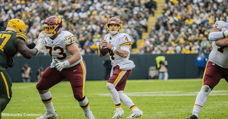 Former Pro Athlete Reveals What NFL “Water Boys” Get Paid