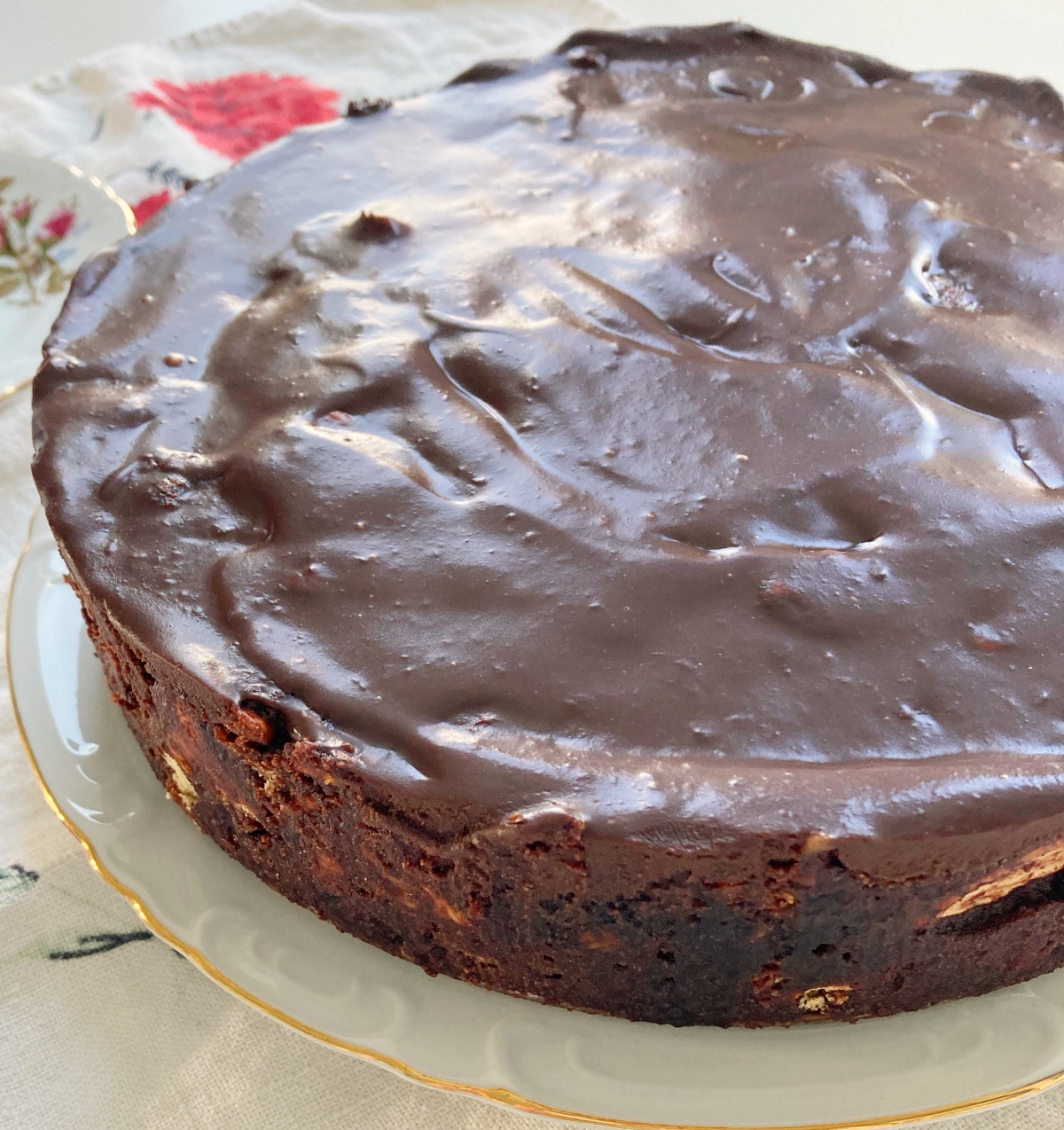 No-Bake Chocolate Cookie Cake