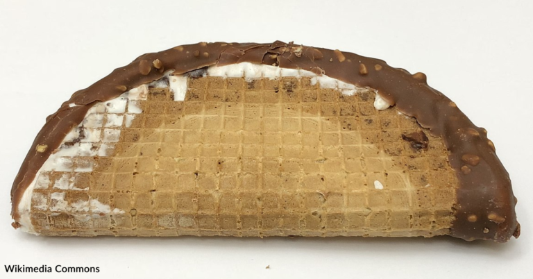 Taco Bell Is Bringing Back Choco Tacos In Limited Locations