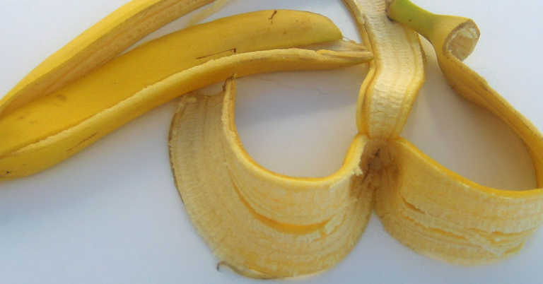 Useful Household Hacks That Use Banana Peels