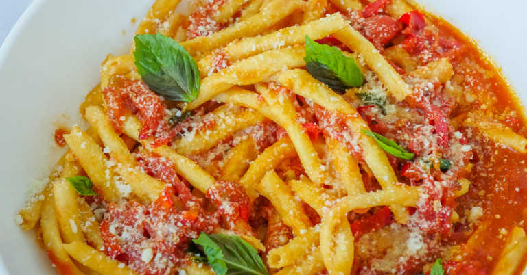 Hand-Rolled Raschiatelli Pasta Arrabbiata