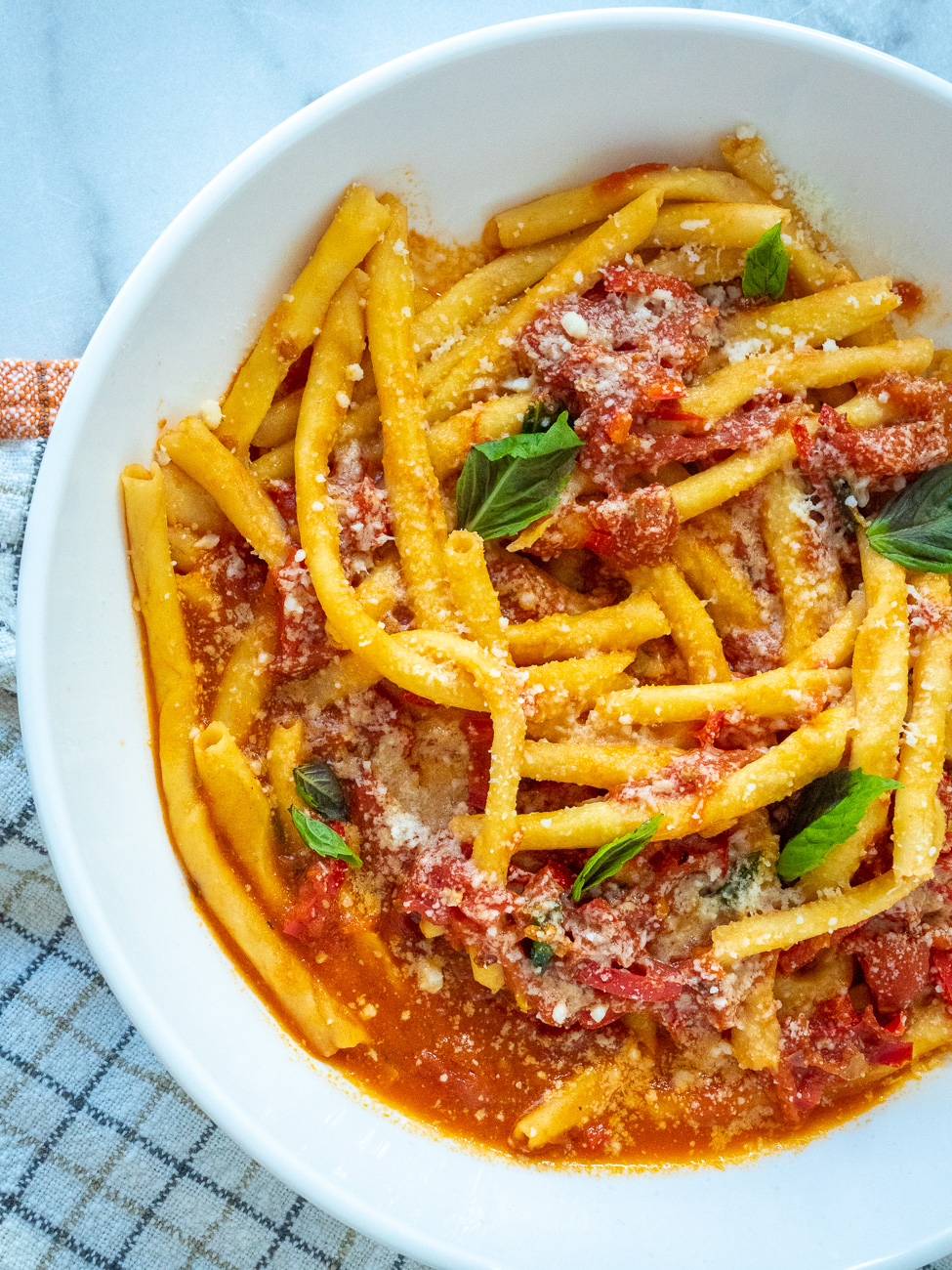 Hand-Rolled Raschiatelli Pasta Arrabbiata | 12 Tomatoes