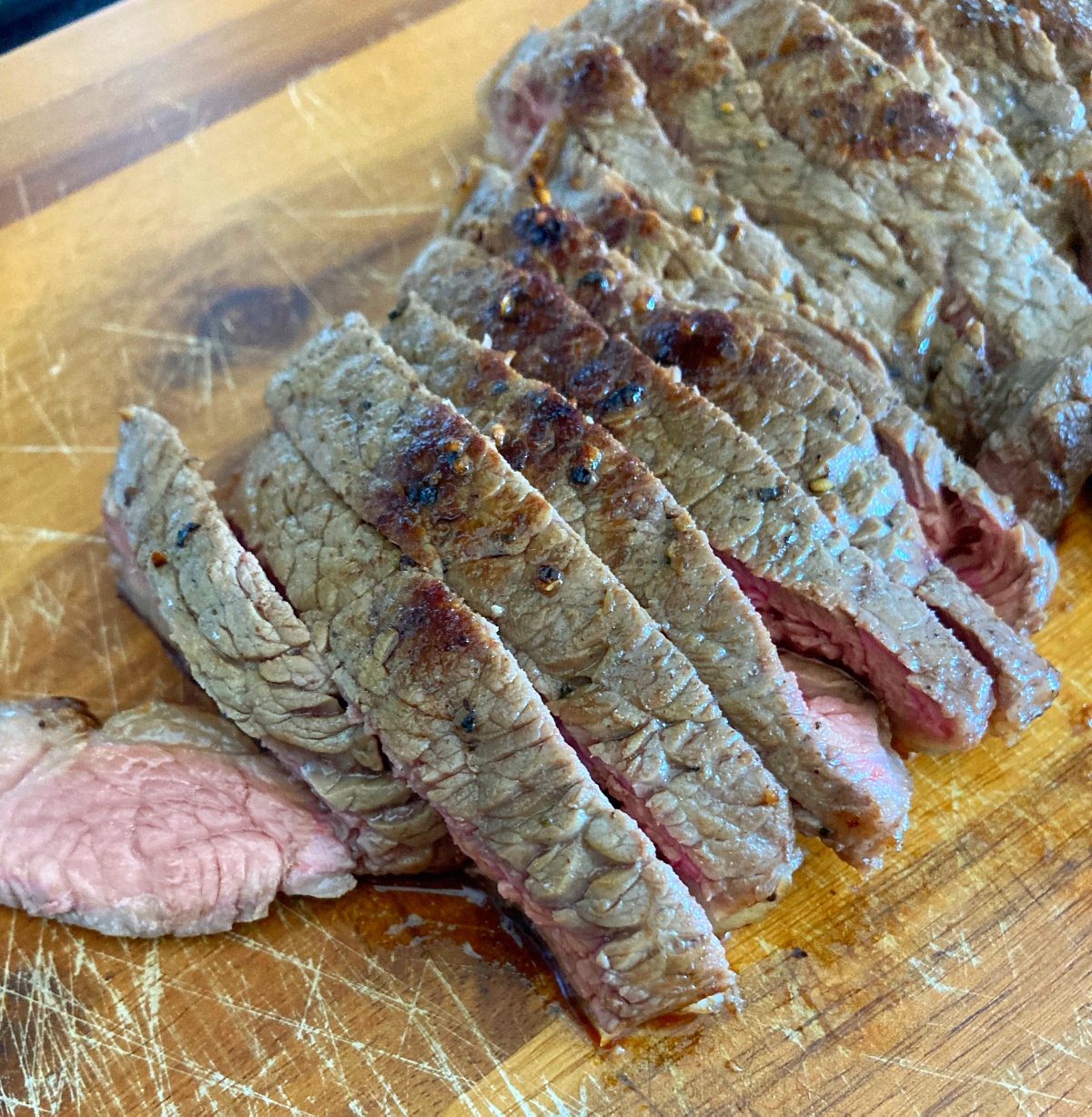 Chimichurri Steak Salad 