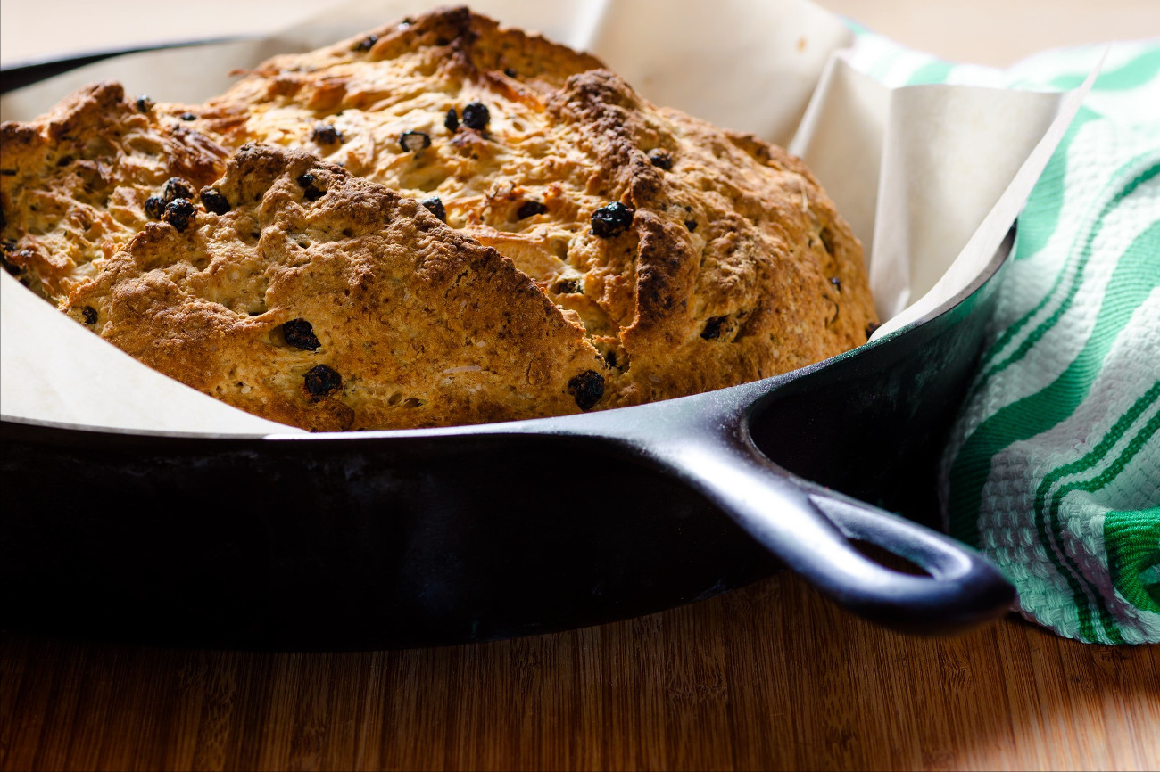 Can You Use Baking Soda and Baking Powder Interchangeably? 12 Tomatoes