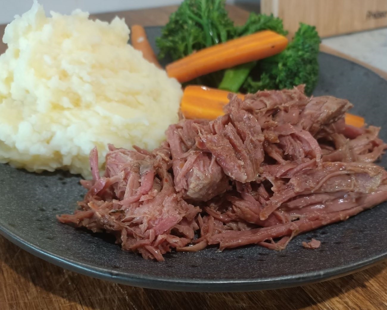 Slow Cooker Corned Beef Horizontal 2