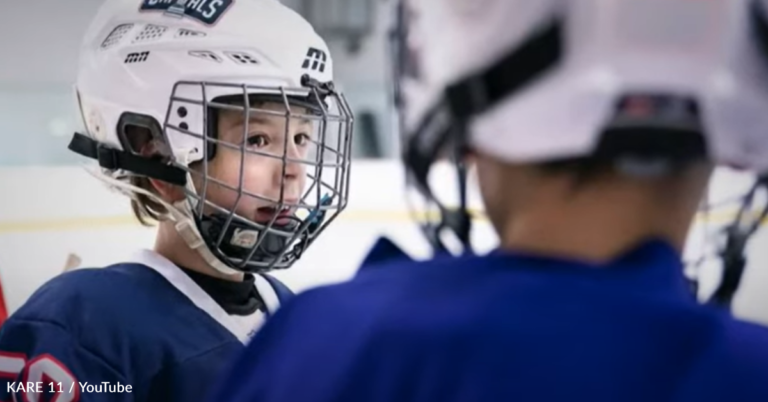 13-Year-Old Hockey Player With Special Needs Gets ‘Senior Night’ Send-Off