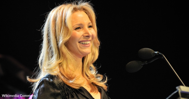 Lisa Kudrow Is Up For A Friend’s Reboot But Only If Certain Conditions Are Met