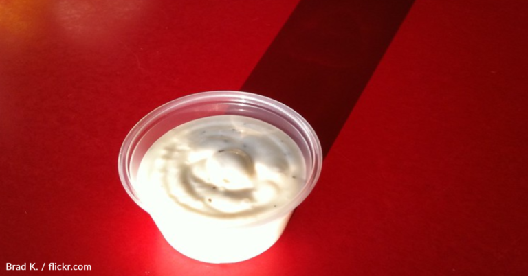 Why Ranch Dressing Tastes Better When You Eat It At A Restaurant