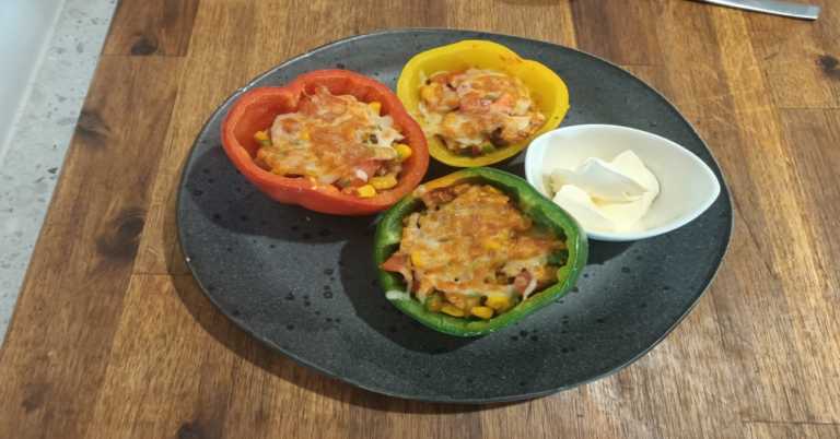 Super Simple Air Fryer Stuffed Peppers