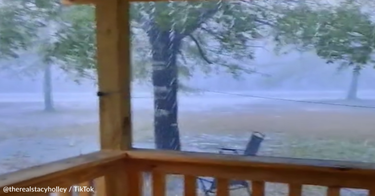 Woman Captures The Moment Lightening Strikes Her Porch