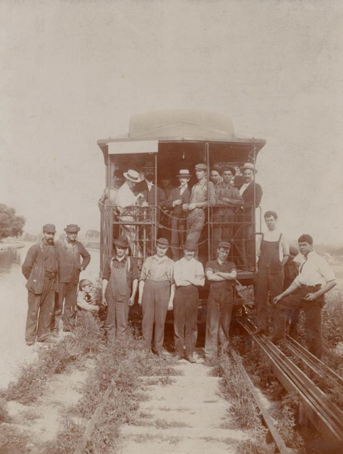 1890s railroad workers