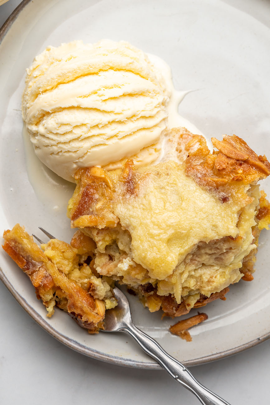 Amaretto Bread Pudding