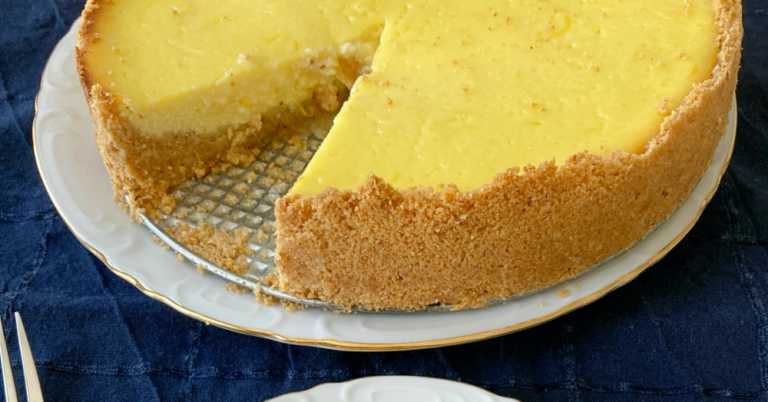 Biscotti Ricotta Cheesecake