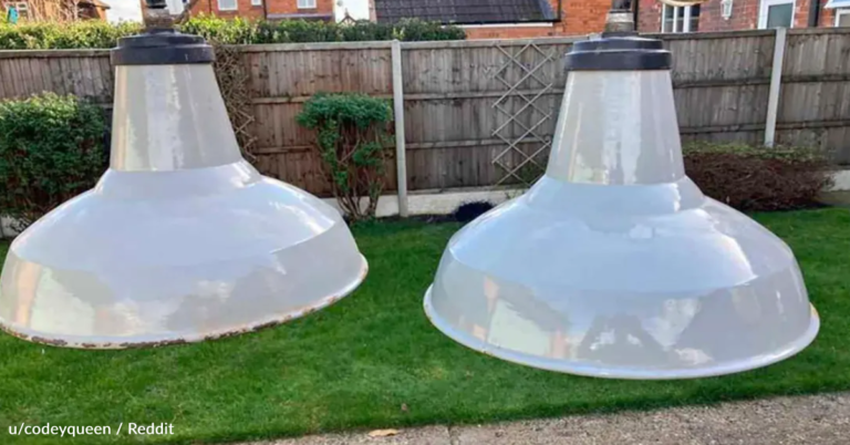 Lamps On Facebook Marketplace Create Optical Illusion That’s Leaving People Baffled