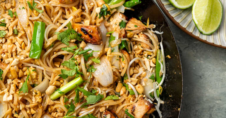 Easy Chicken Pad Thai