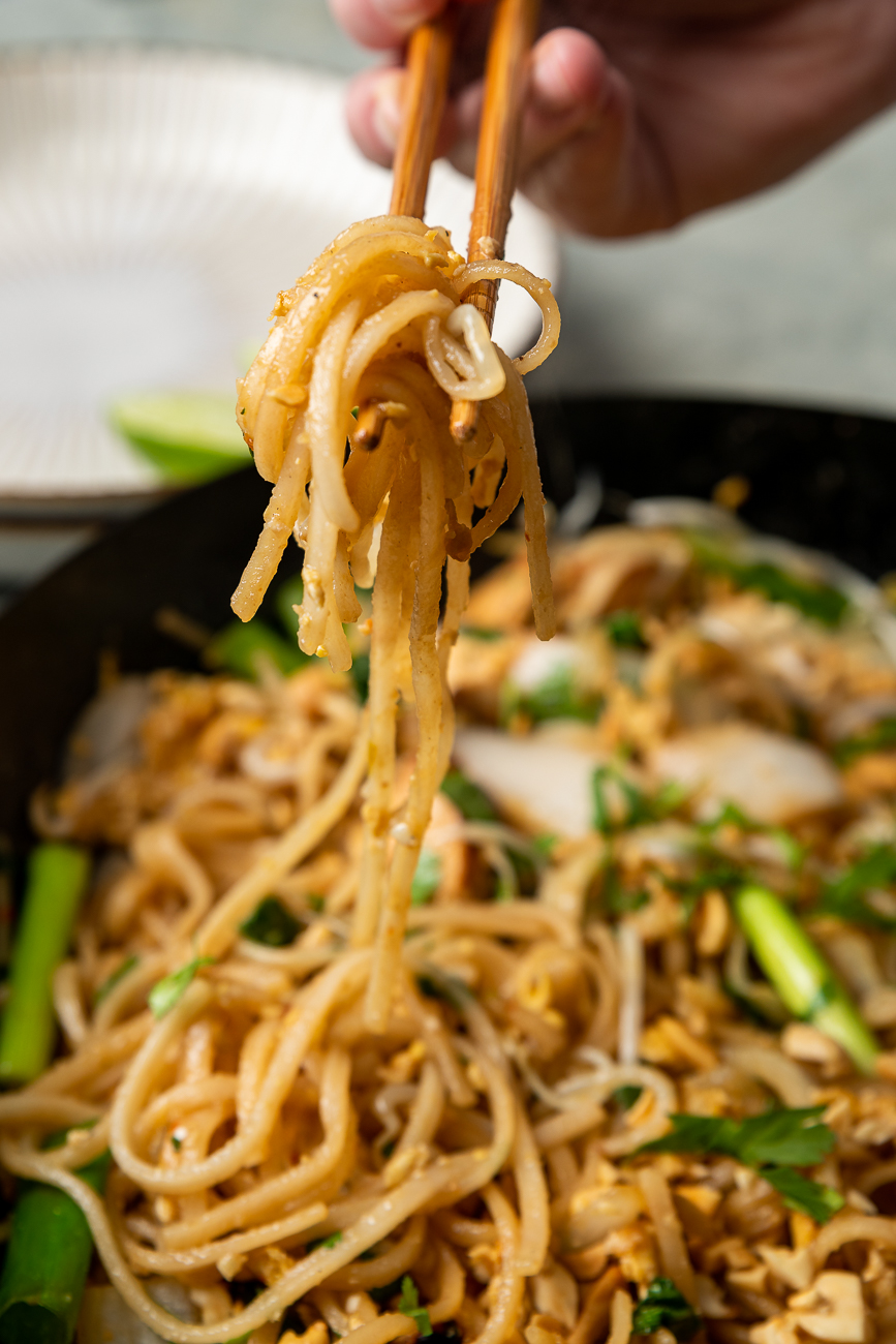 Chicken Pad Thai - Creme De La Crumb