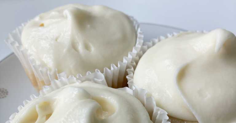 Sour Cream Frosting