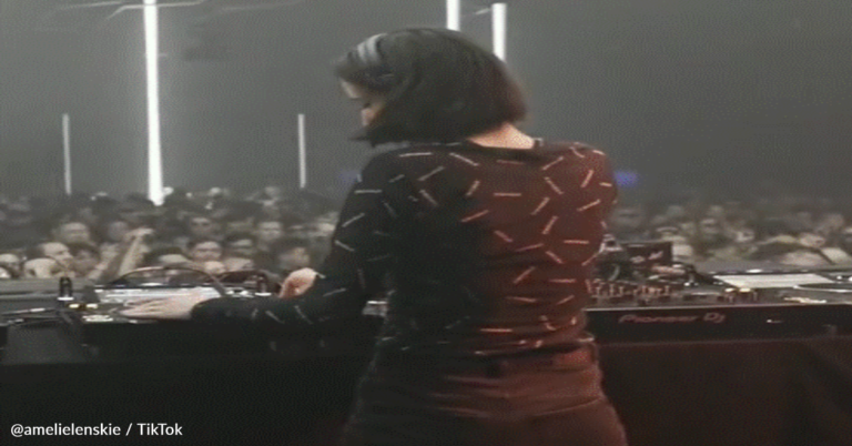 How DJs Take Bathroom Breaks During Long Performances