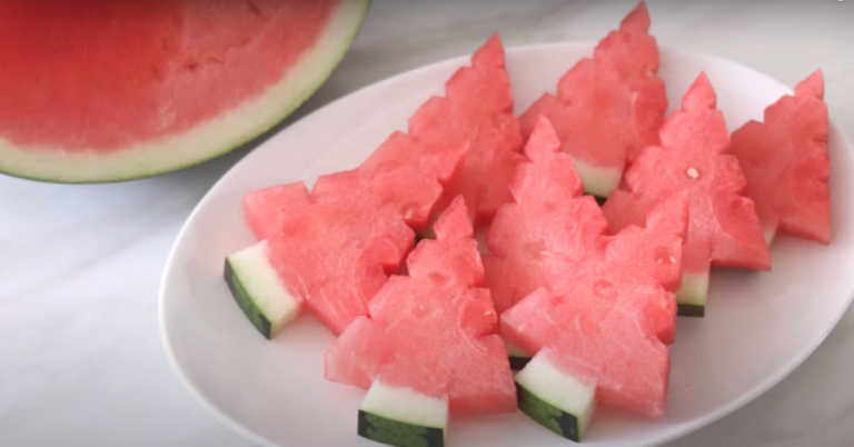 These Watermelon Popsicles Are Cute And Easy To Make