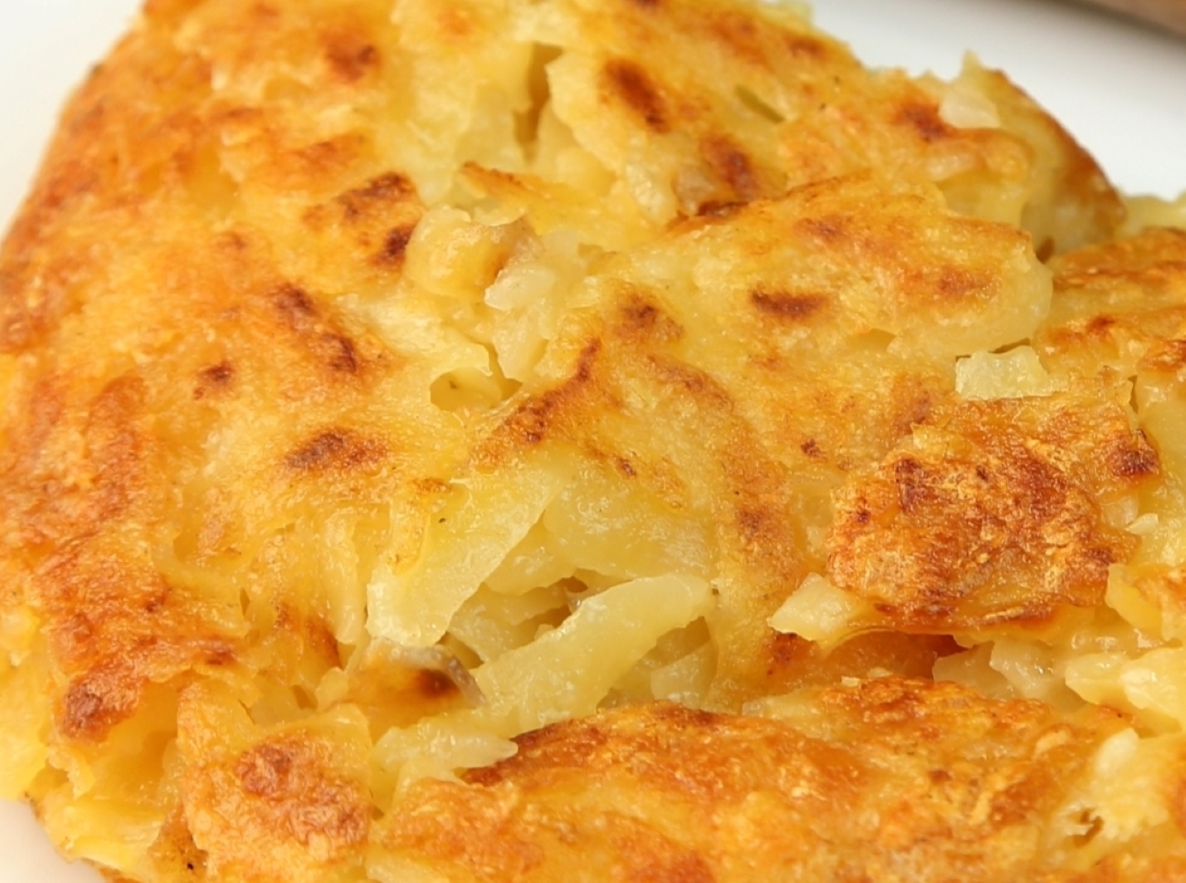 https://cdn.greatlifepublishing.net/wp-content/uploads/sites/2/2022/05/31011733/Potato-Rosti-Vertical-6.jpg