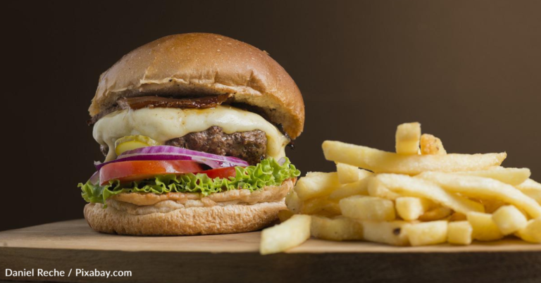 TGI Friday’s Says That We’ve Eating Hamburgers Wrong