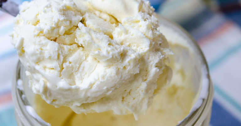 Mason Jar Ice Cream